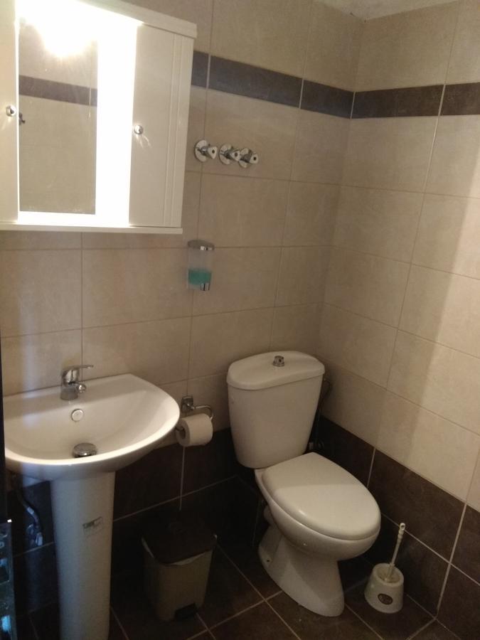 Trantas Rooms Paralia Skotinis Exterior photo