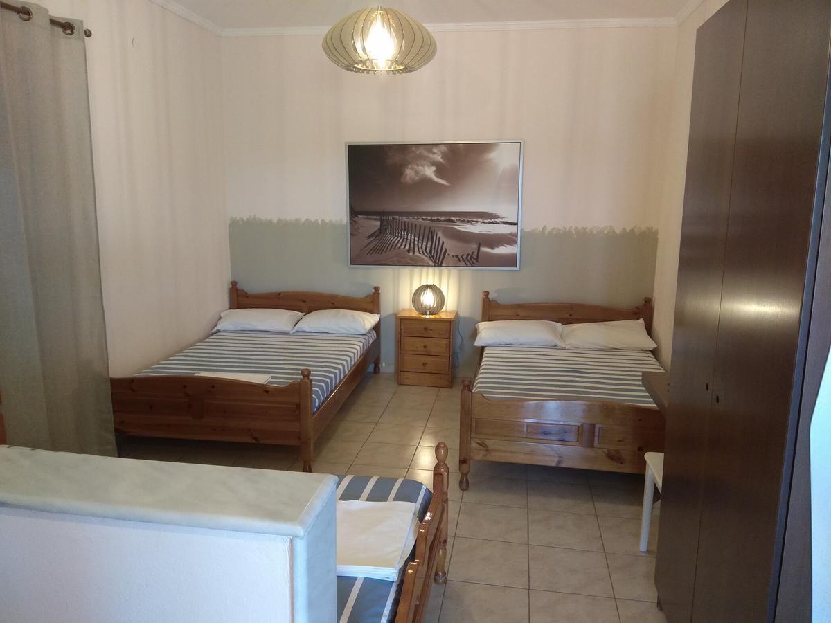 Trantas Rooms Paralia Skotinis Exterior photo