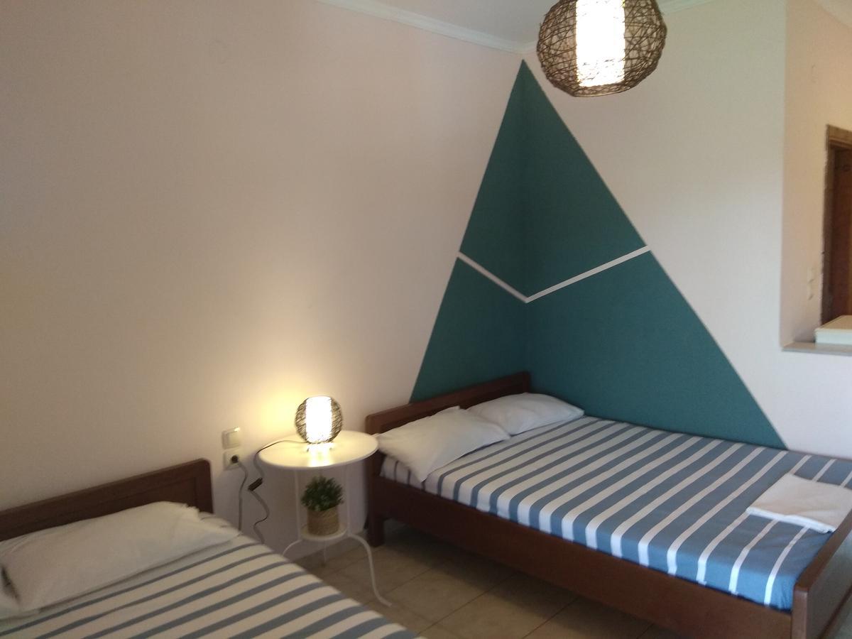 Trantas Rooms Paralia Skotinis Exterior photo