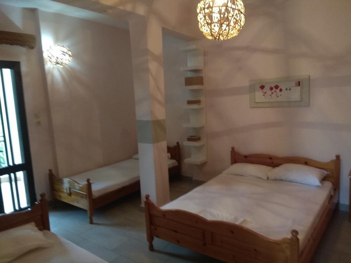 Trantas Rooms Paralia Skotinis Exterior photo